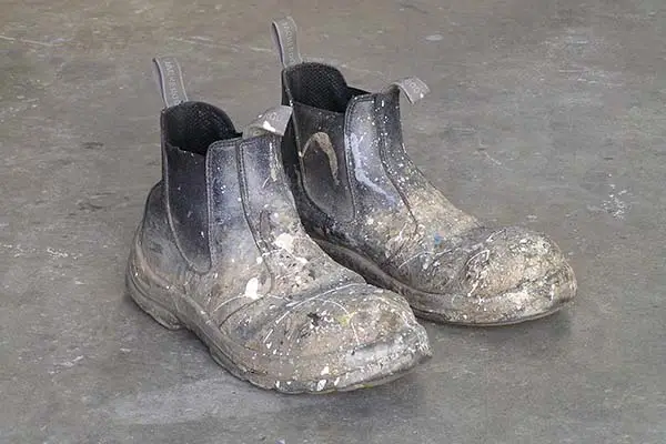 top-18-best-shoes-for-working-on-concrete-july-2022-2022